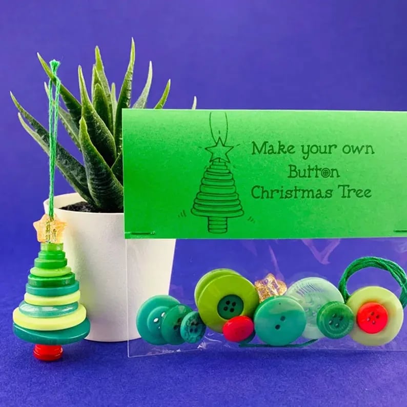 ☃️ DIY Button Snowman Ornament Kit– Handmade Charm for Your Gift
