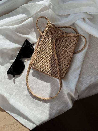 Handwoven Raffia Phone Crossbody Bag for Women, Minimalist Summer Straw Shoulder Purse with Leather Trim, Lightweight Vacation Pouch