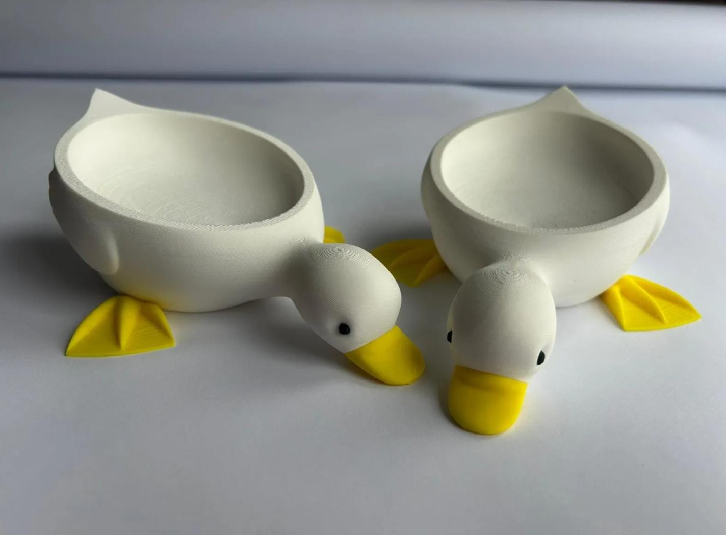 Self-Draining Duck Soap Dish - 3D Printed Eco-Friendly Soap Holder with Drainage Hole, Whimsical Bathroom & Kitchen Organizer, Non-Slip Duck Style Decor