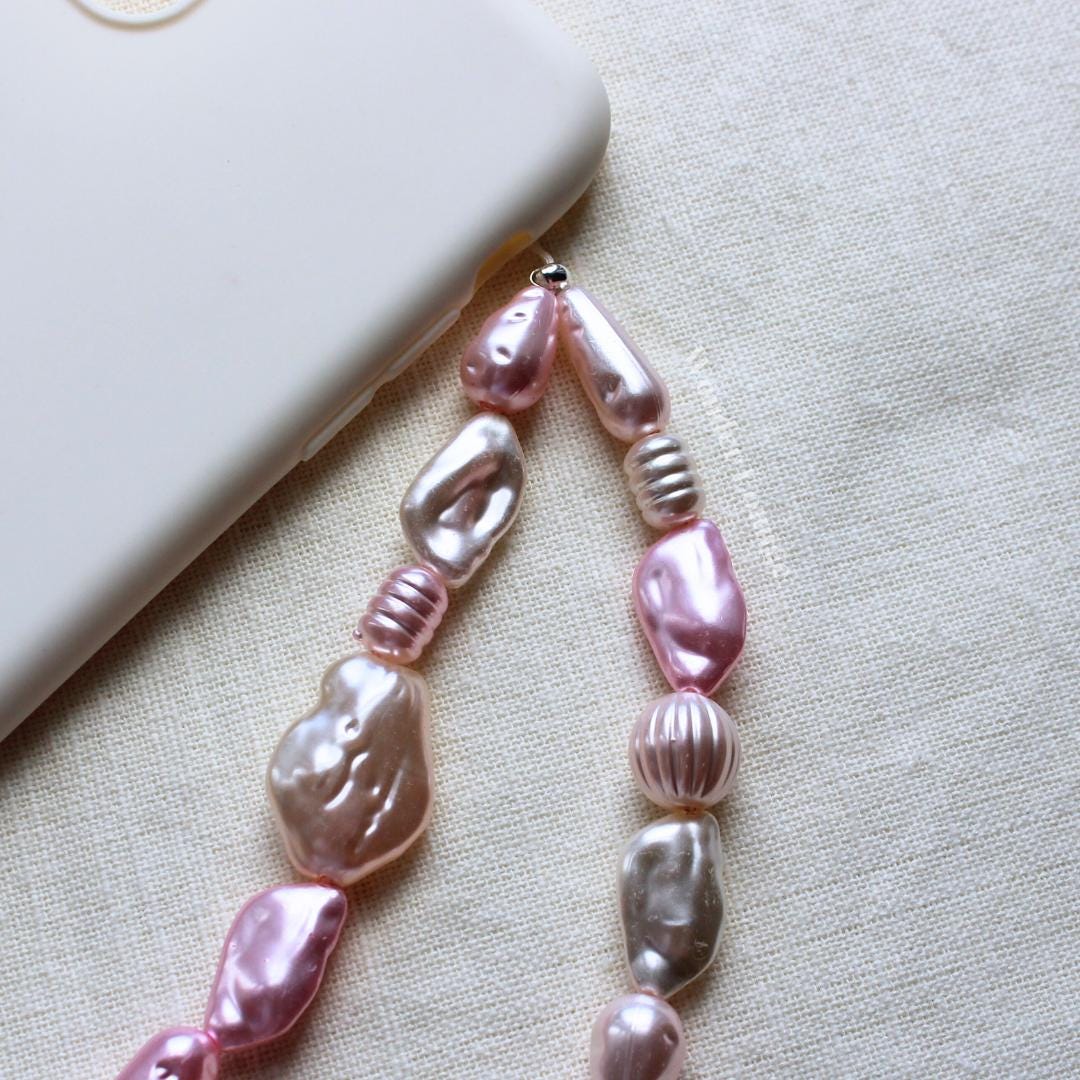 Pink Faux Pearl Phone Strap Wristlet, Chunky Beaded Phone Charm for Women, Aesthetic Pastel Smartphone Lanyard Accessory