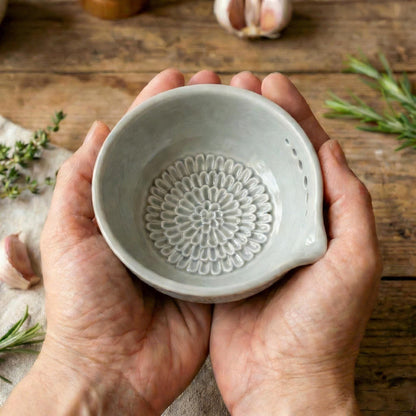 Ceramic Garlic Grater Bowl with Built-in Herb Stripper, Small Dipping Dish for Ginger and Herbs