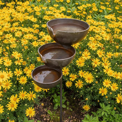 Metal Garden Bird Bath and Rain Catcher, Decorative Outdoor Water Bowl for Birds and Bees, Weather-Resistant Yard Art